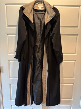 Worthington Trench Coat with Removable Hood Black and Tan with Lining, Slick